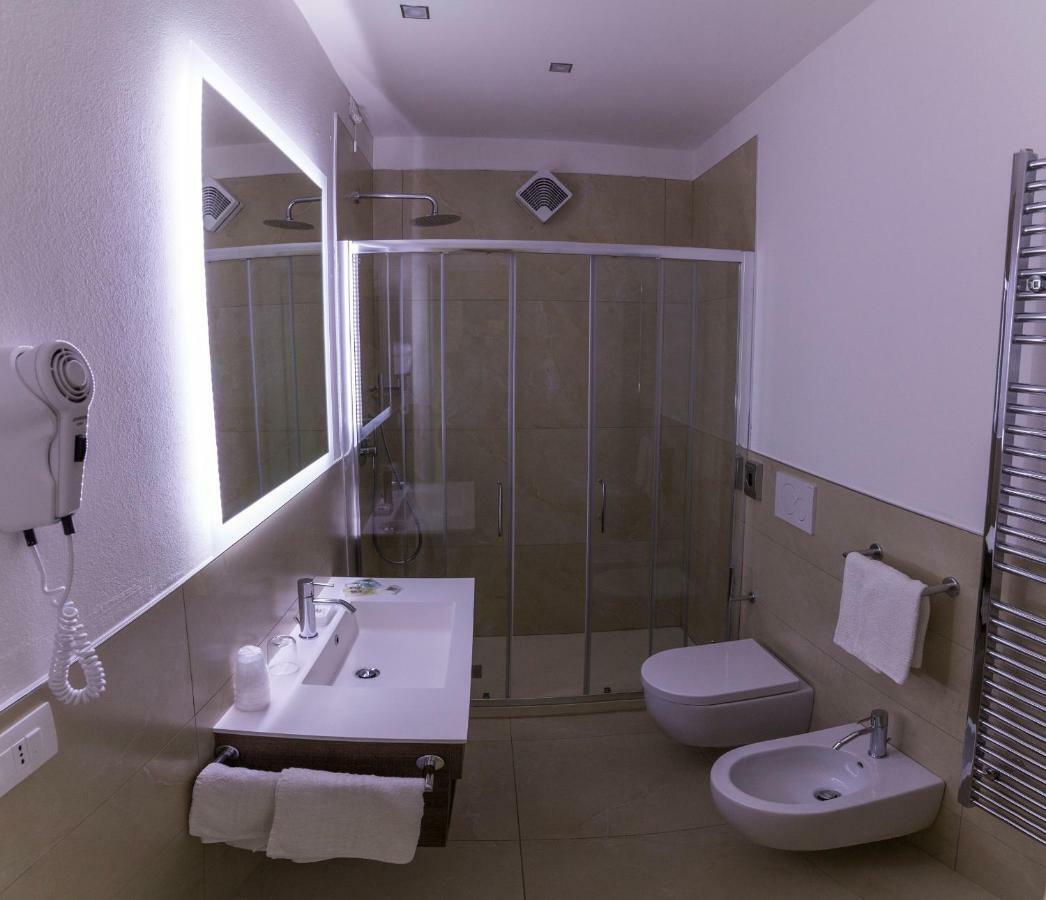 Hotel Tre Pini Danta Екстериор снимка