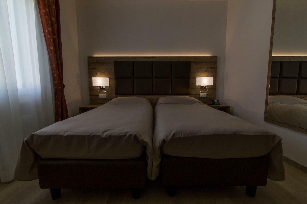 Hotel Tre Pini Danta Екстериор снимка
